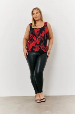 Abstract Scoop Cami Top