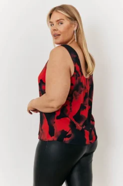 Abstract Scoop Cami Top
