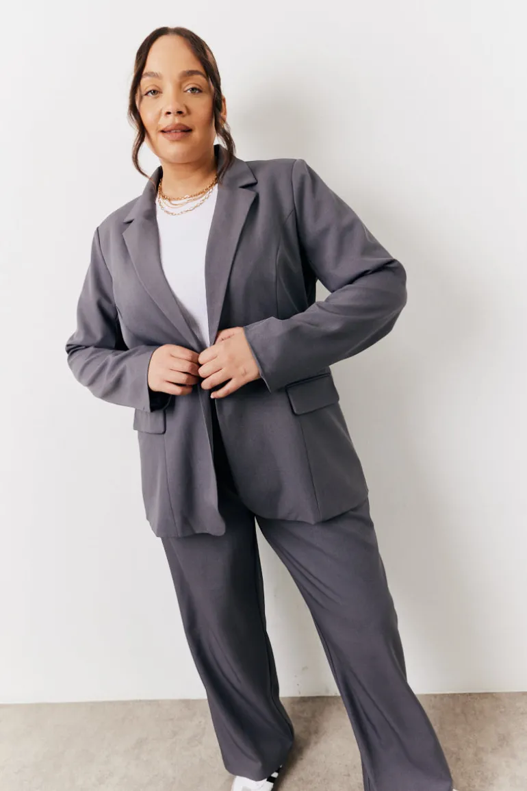 Charcoal Relaxed Pocket Detail Blazer