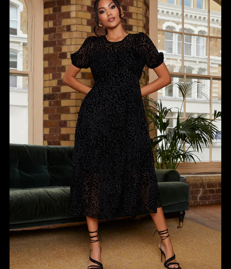 Chi Chi London Short Sleeve Sheer Detail Dobby Midi Dress in Black