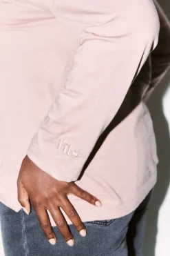 Fits Embroidered Crew Neck Long Sleeve T-Shirt