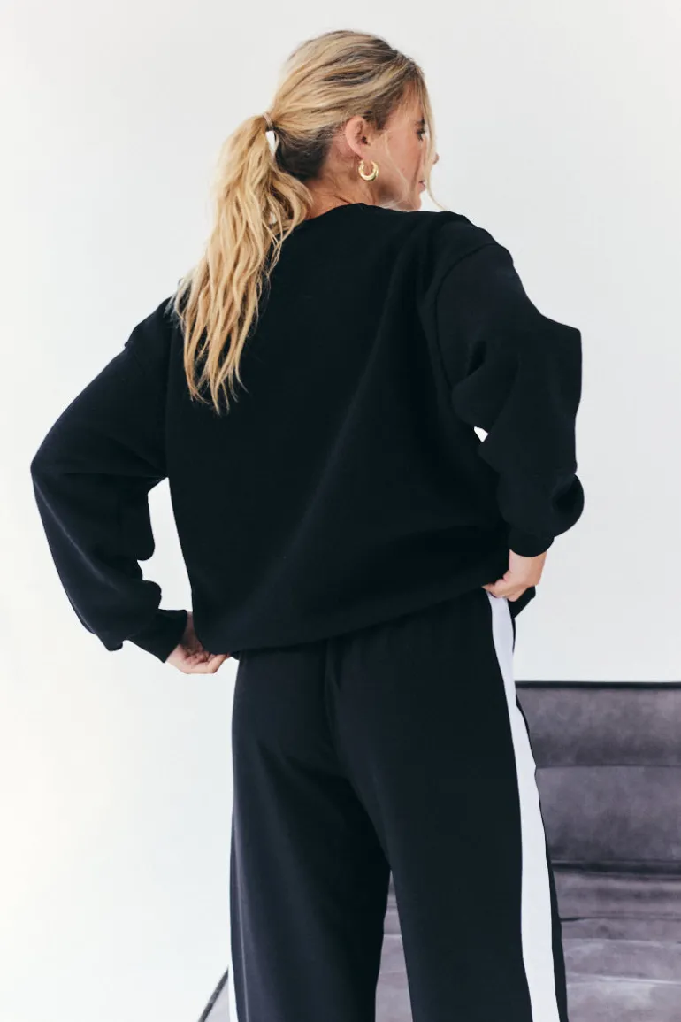 Fits Tonal Embroidered Sweatshirt
