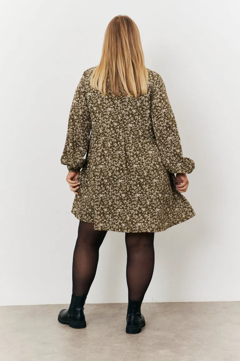 Floral Print Button Through Tiered Smock Dress