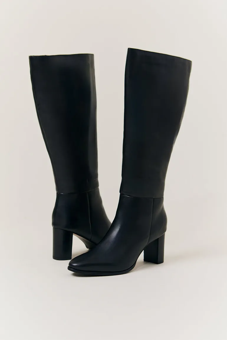 Kylie Heeled High Leg Boot