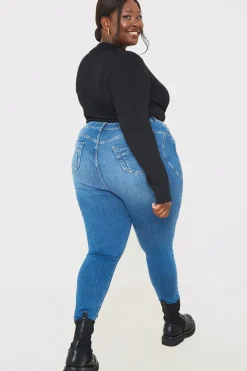 Lift and Sculpt Skinny Jean