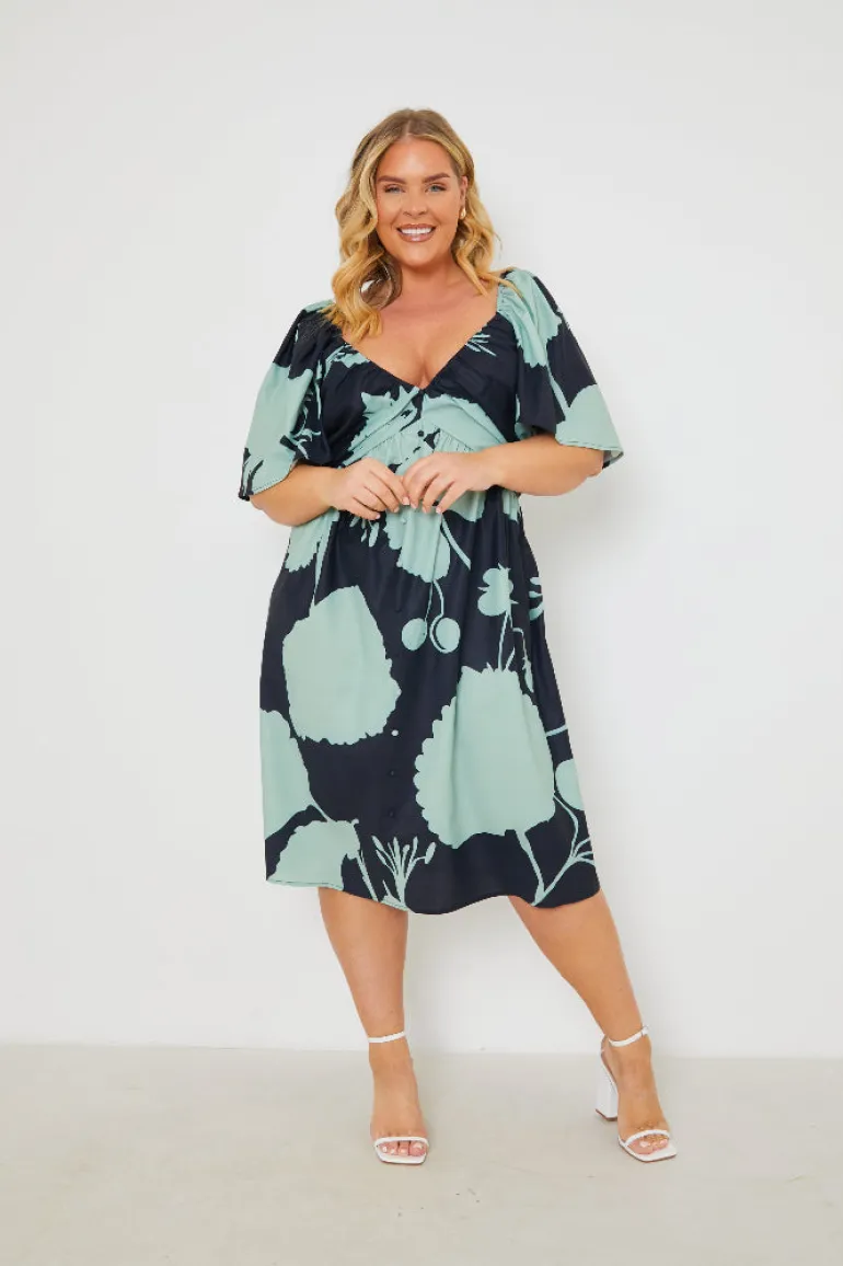 Printed Flutter Sleeve Ruched Bust Midi Dress
