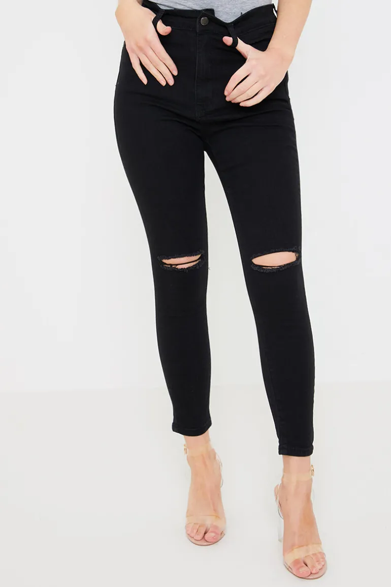 Ripped Knee Wash Stretch Skinny Jeans
