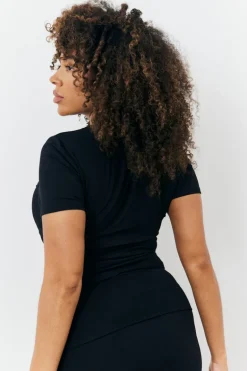 Sculpting Short Sleeve Crew Neck T-Shirt