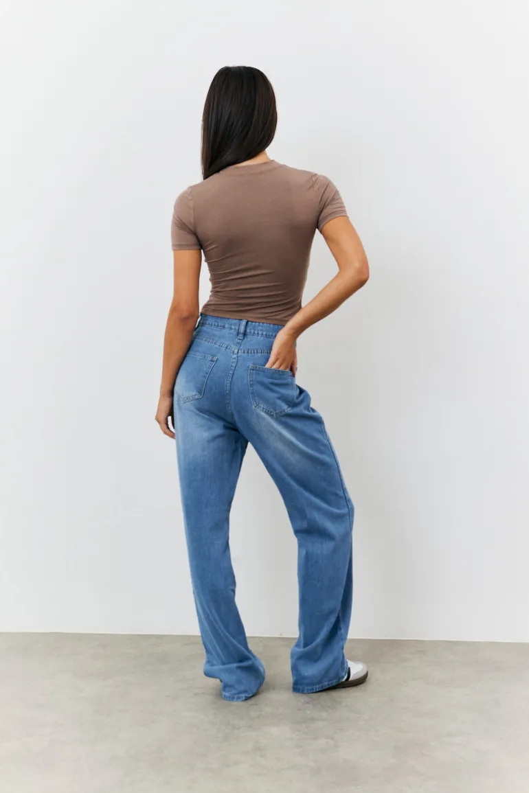 Sculpting Short Sleeve Crew Neck T-Shirt