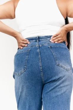 Sienna Straight Leg Jean