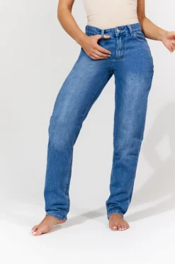 Sofia Straight Leg Mom Jeans