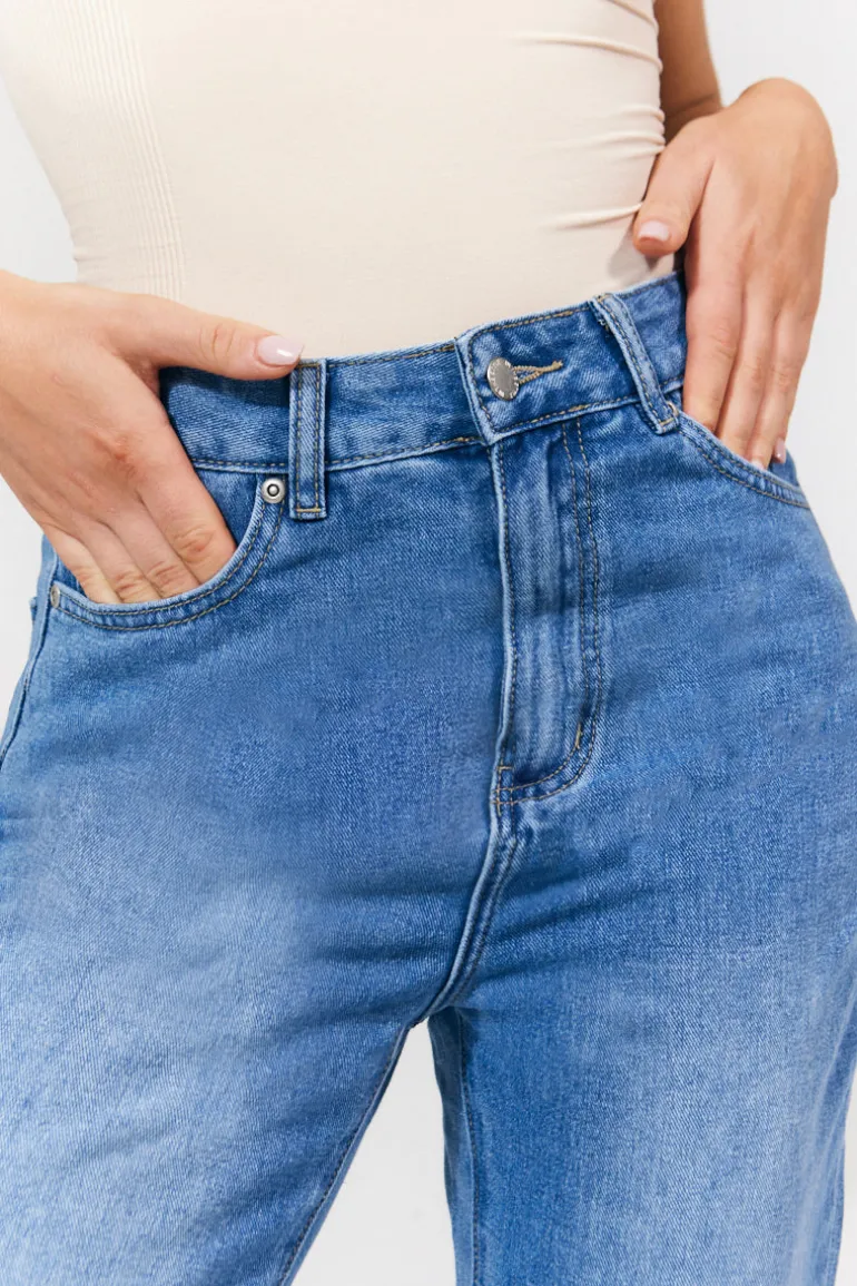 Sofia Straight Leg Mom Jeans
