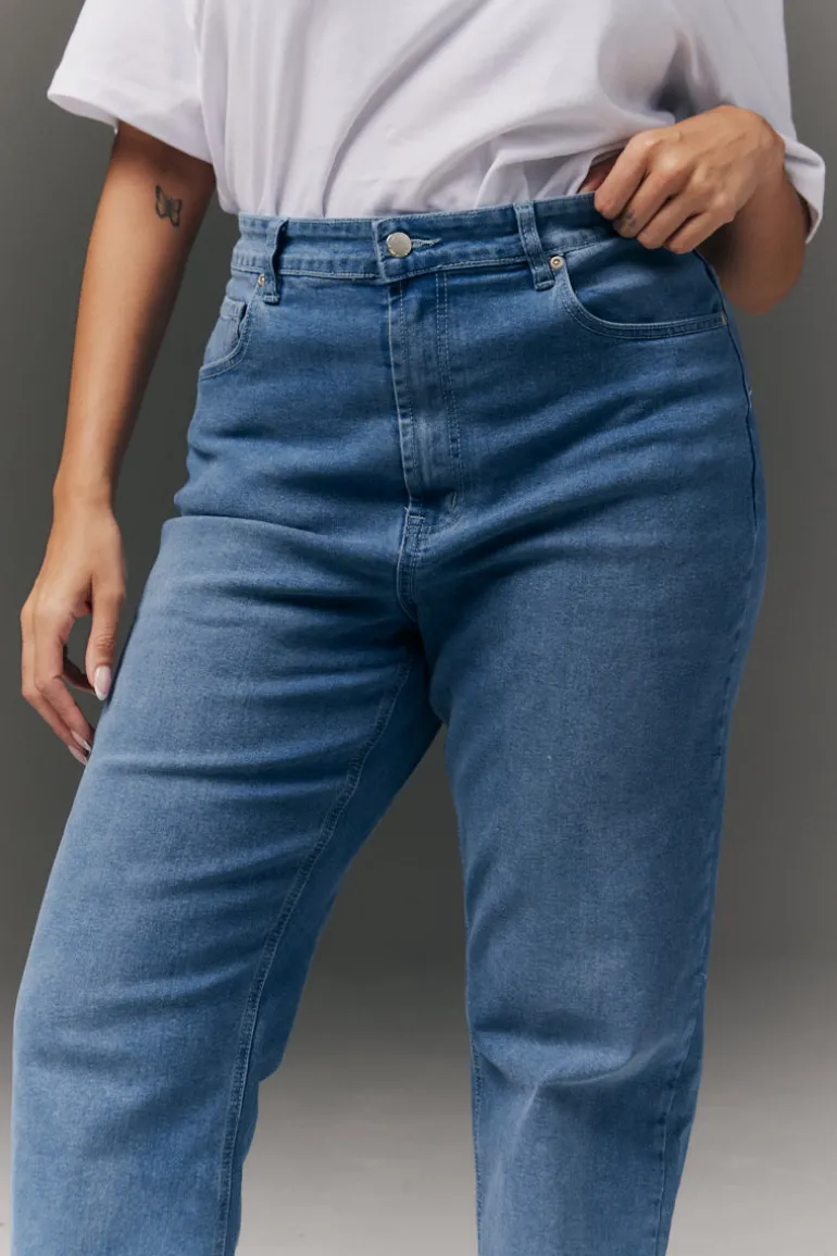 Straight Leg Jean
