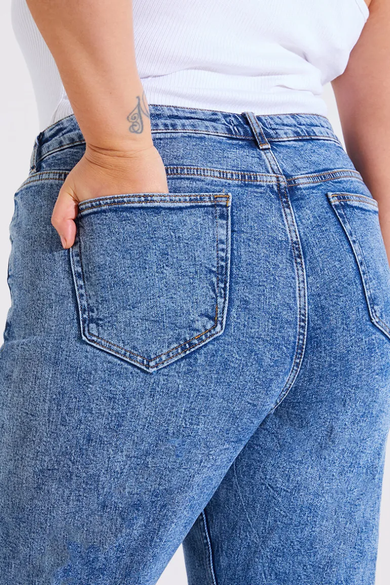 Straight Leg Jean