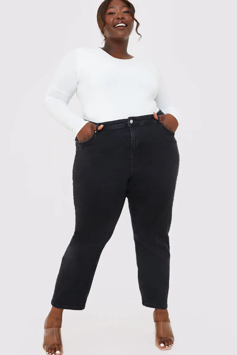 Stretch Straight Jeans
