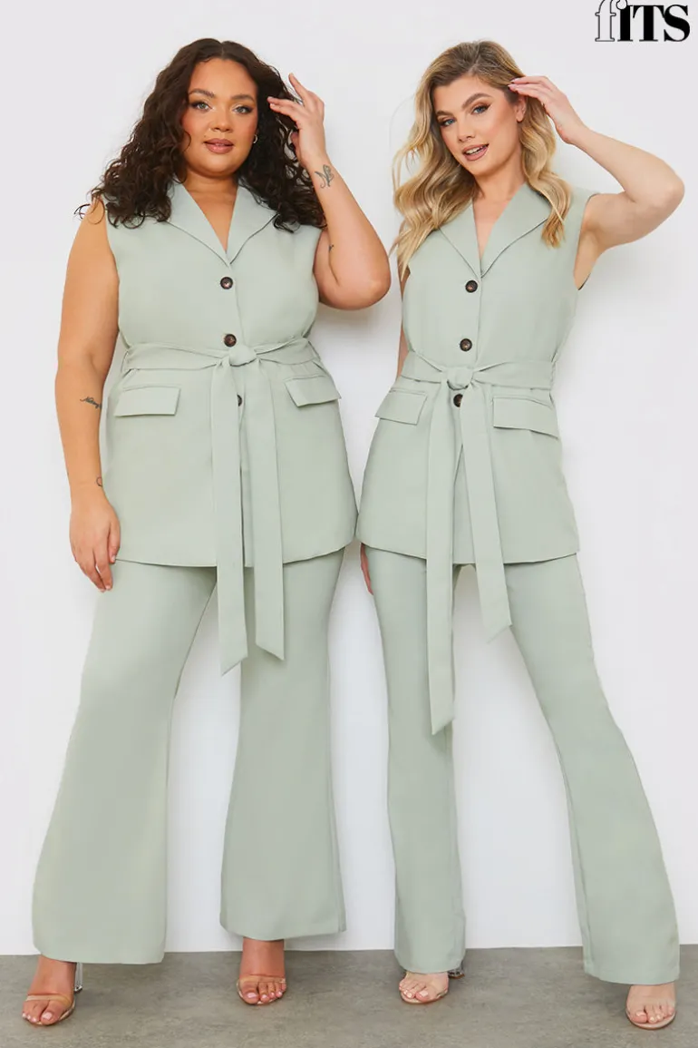 Tailored Fit and Flare Trouser