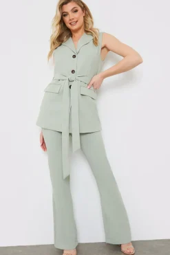Tailored Fit and Flare Trouser