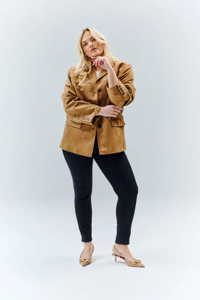The Miracle Skinny Jean in Black