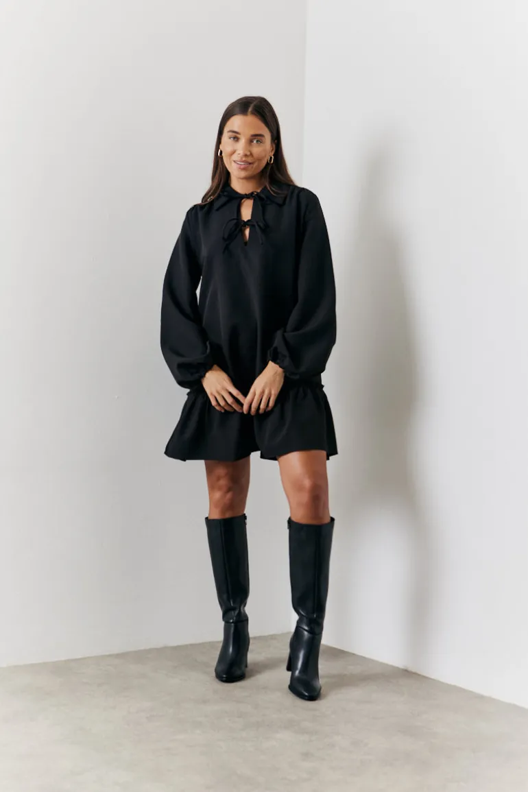 Tie Detail Balloon Sleeve Smock Dress